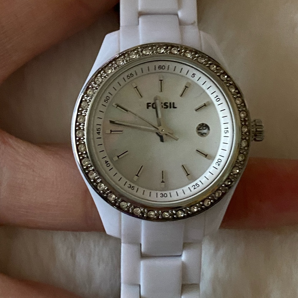 Fossil White Watch - fits small wrist